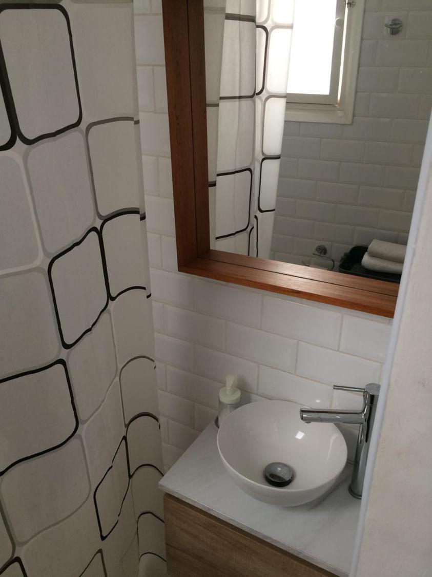 Lovely In City Center Apartment